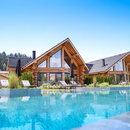 Alpina Luxury Chalets サパレヴァ・バニャ エクステリア 写真