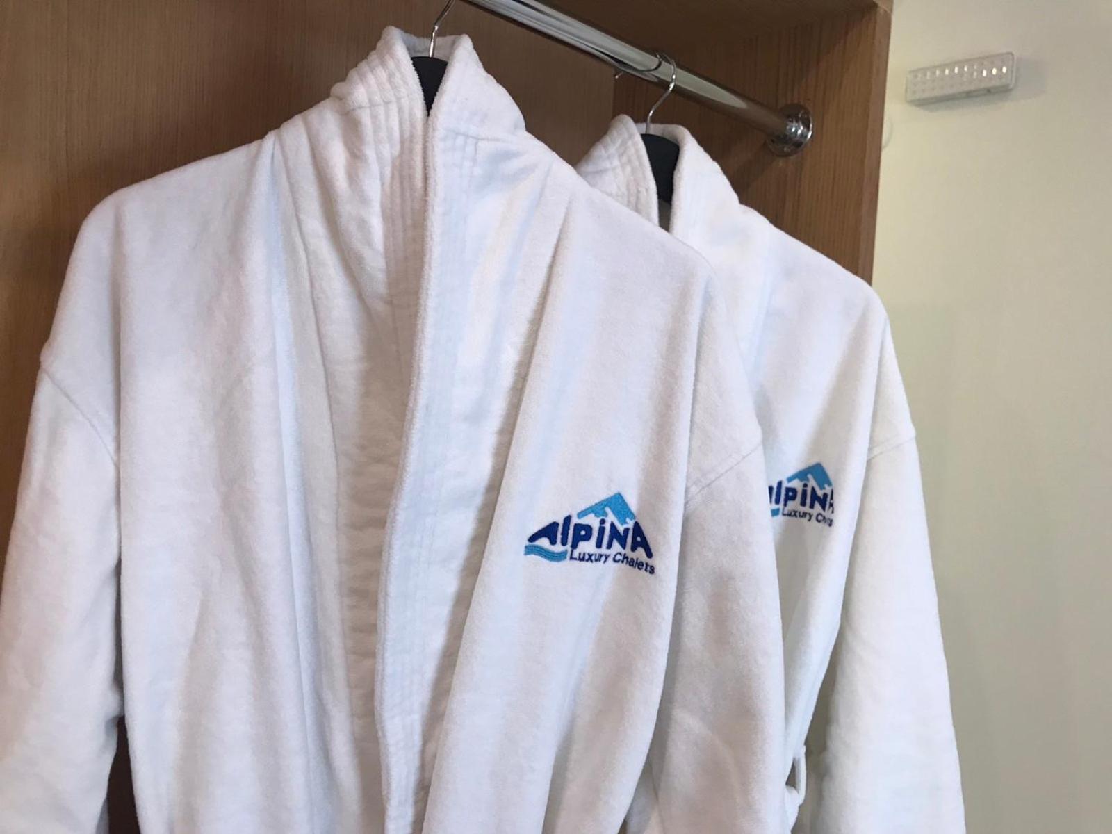 Alpina Luxury Chalets サパレヴァ・バニャ エクステリア 写真